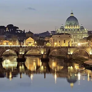 https://loft-germanico.it-romehotels.com